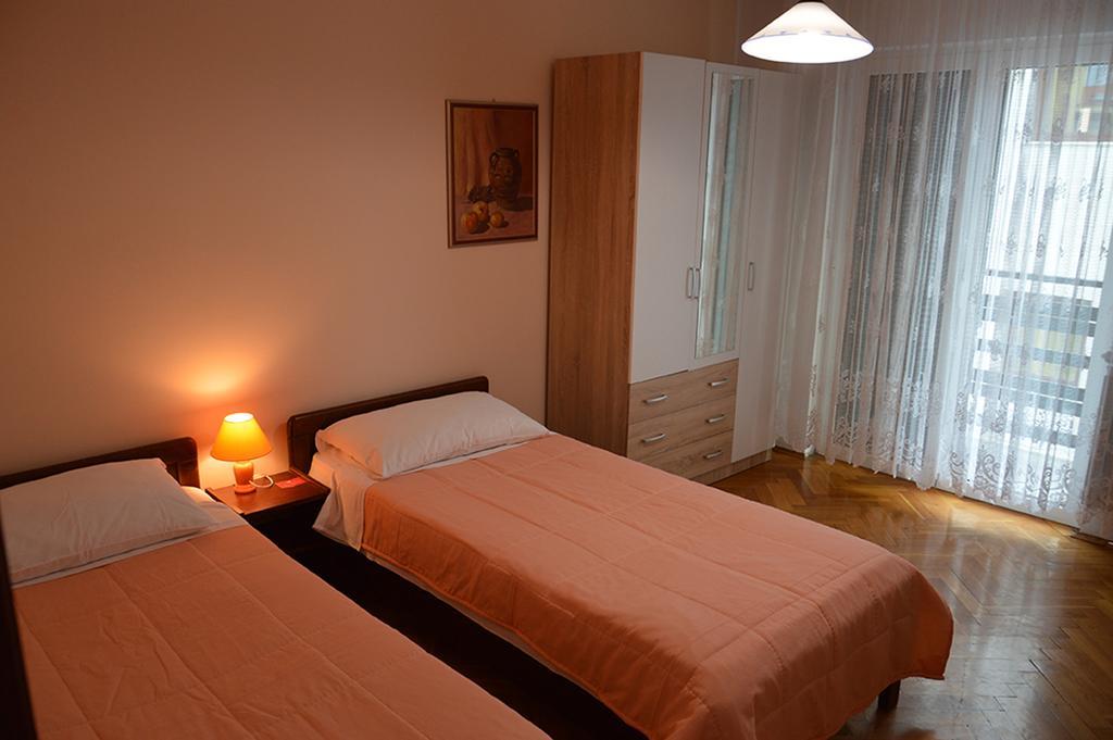 Apartments "Ruza" Vodice Kültér fotó